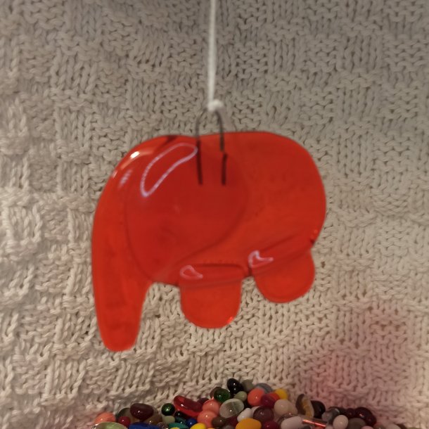 Lille elefant i orange